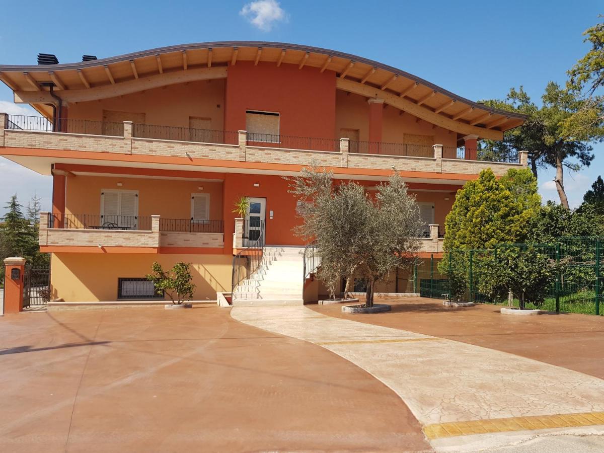 B&B Toma' Pagliare Exterior photo